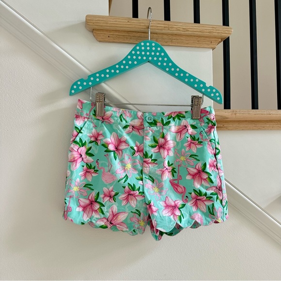 Crown & Ivy Girls Printed Scallop Shorts, Size 6 - Picture 3 of 8